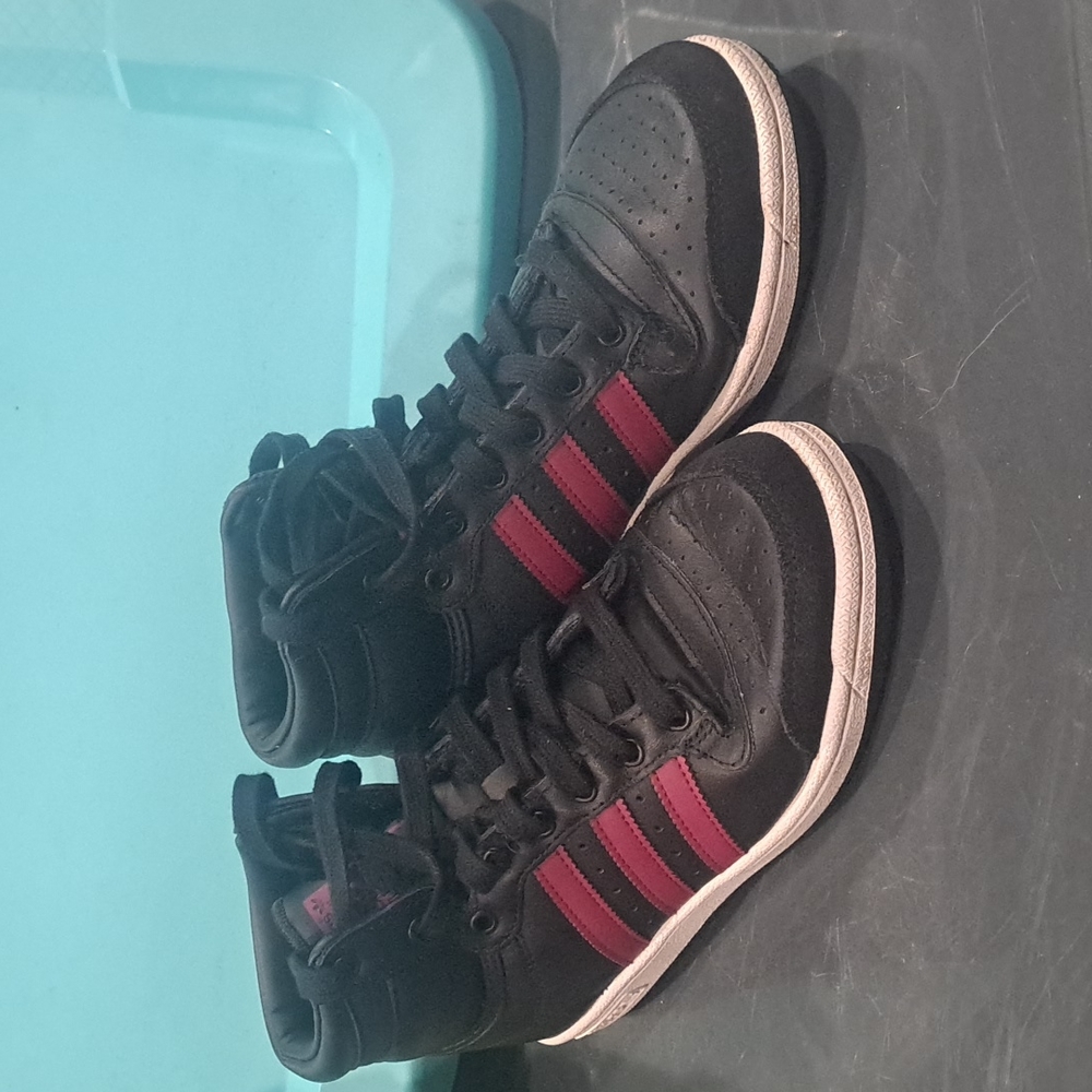 Adidas Top Ten hi tops black 7.5